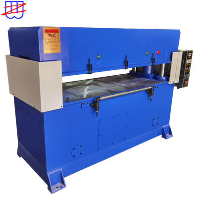 Hydraulisch aangedreven semi-automatische matrassnijmachine voor de vervaardiging van PE-verpakkingsschuim
